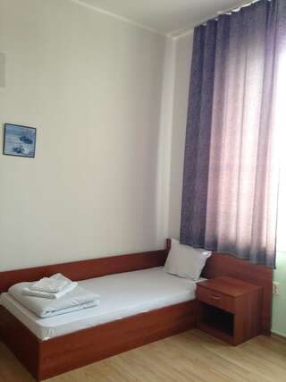 Отель Provans famili hotel Letnitsa Просторный двухместный номер с 2 отдельными кроватями-7
