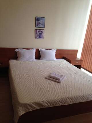 Отель Provans famili hotel Letnitsa Апартаменты с 1 спальней-1